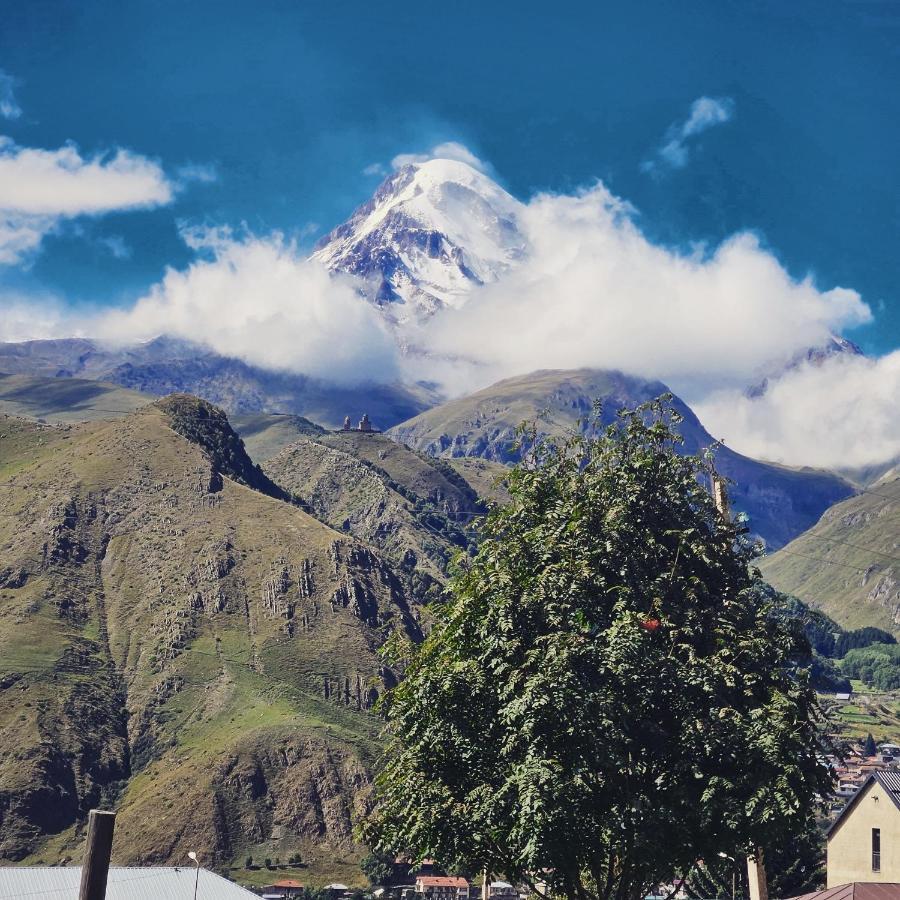 דירות Misty Rocks Kazbegi מראה חיצוני תמונה